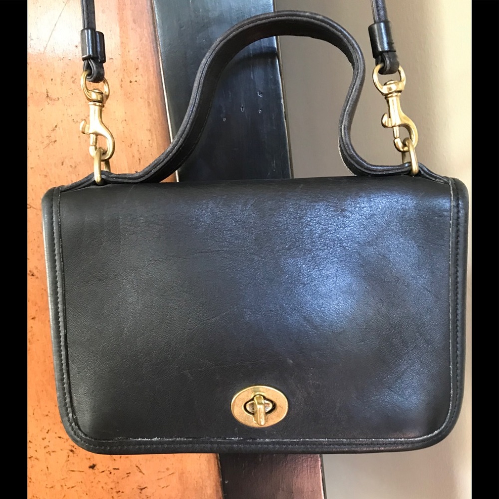 VTG Coach Casino Crossbody Bag Black Leather 9924
